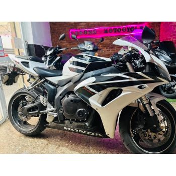 CBR1000RR OFERTA